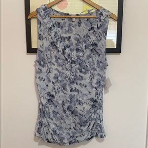 NWT Halogen sleeveless v neck ruffle top